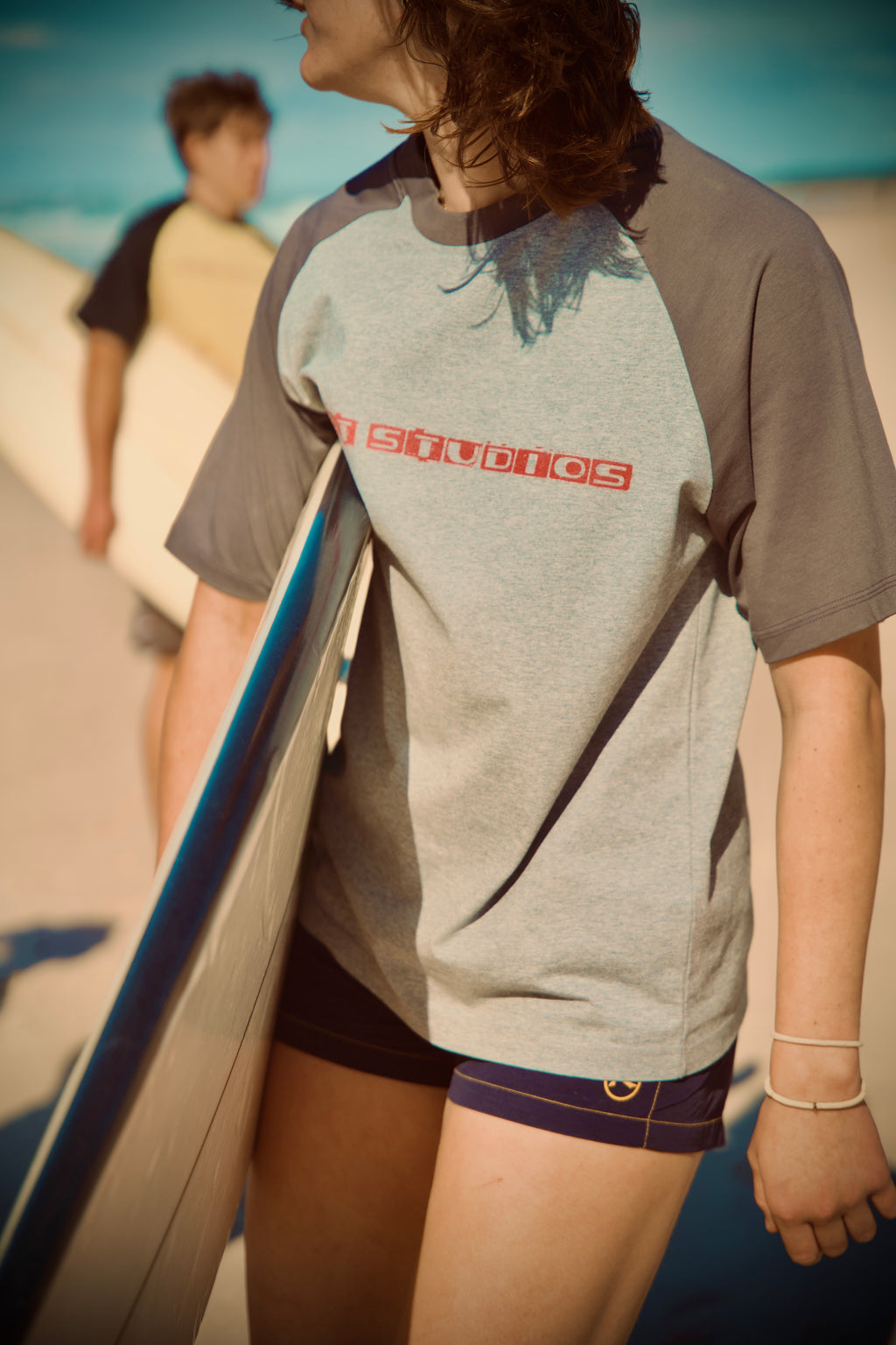 GREY RGLAN T-SHIRT