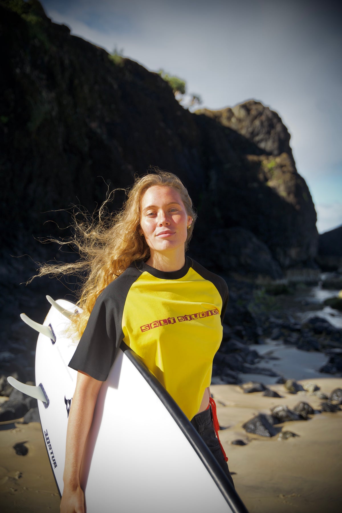 YELLOW RAGLAN T-SHIRT